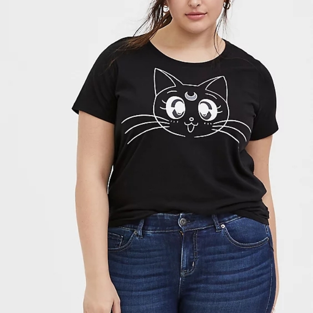 Torrid SAILOR MOON LUNA BLACK CREW TEE